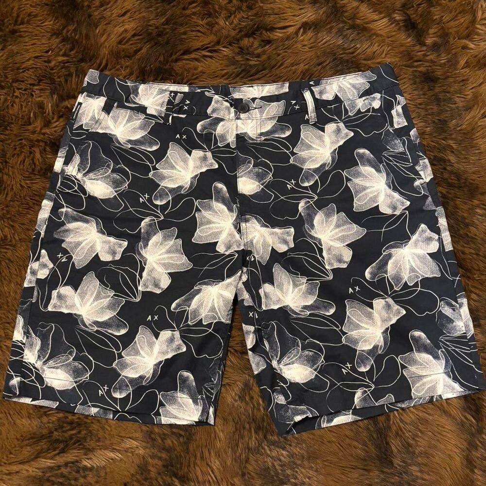 Armani Exchange Navy Blue / White Floral Resort Logo Shorts Size 38 x 9